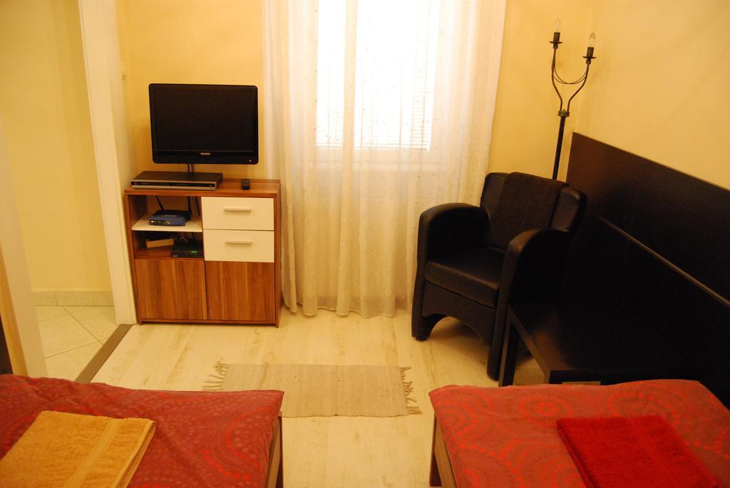 Boomerang Hostel Budapest Bagian luar foto