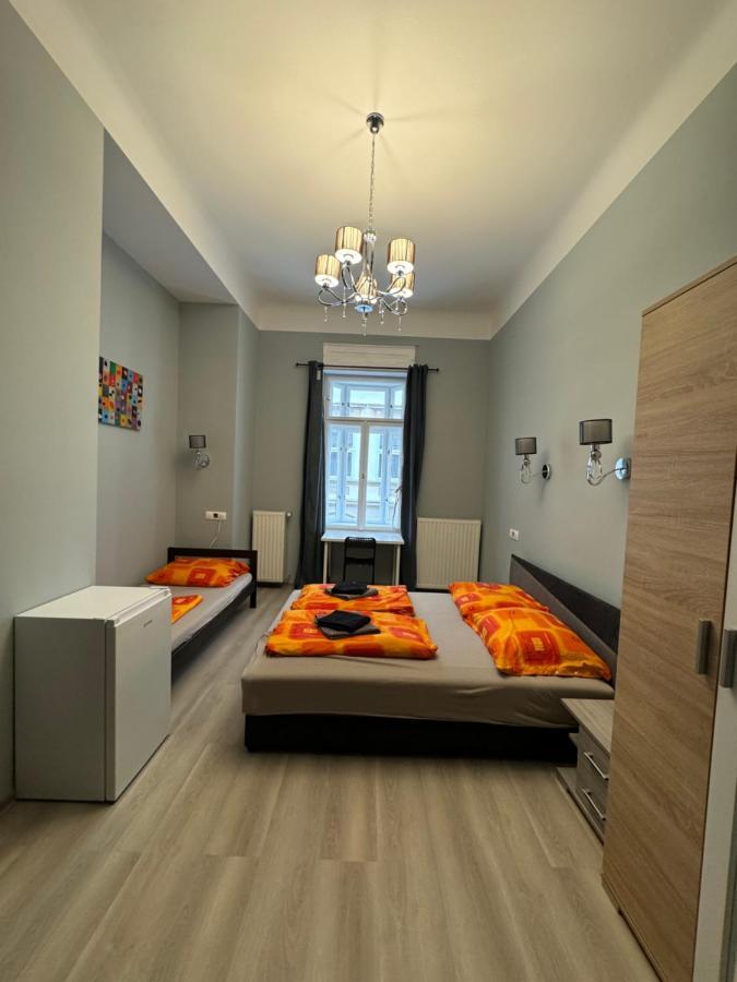 Boomerang Hostel Budapest Bagian luar foto