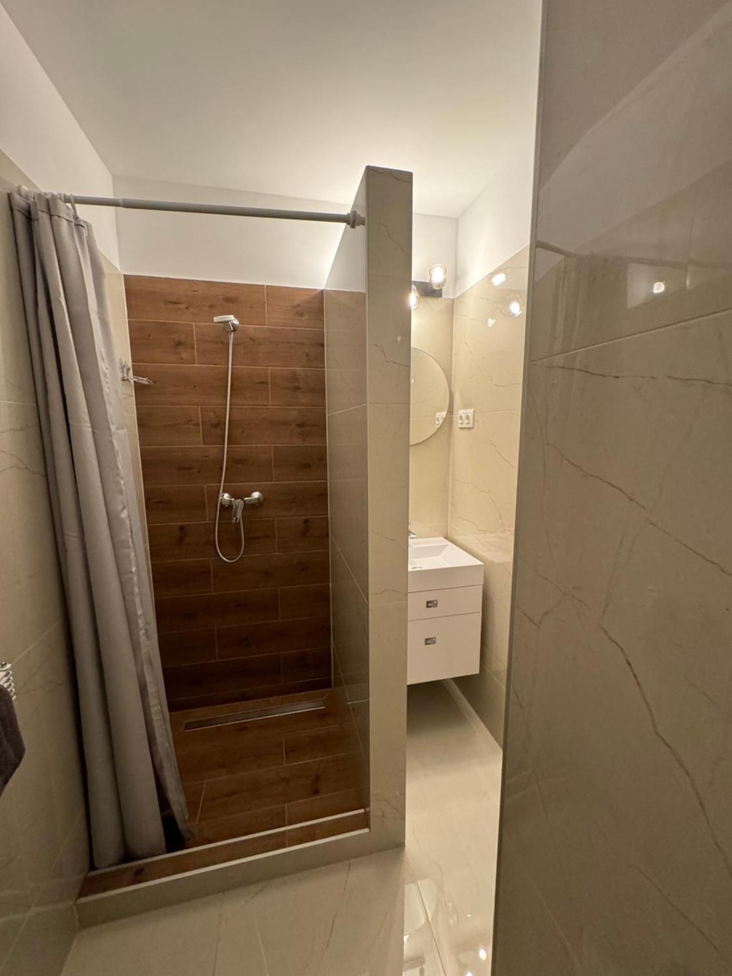 Boomerang Hostel Budapest Bagian luar foto
