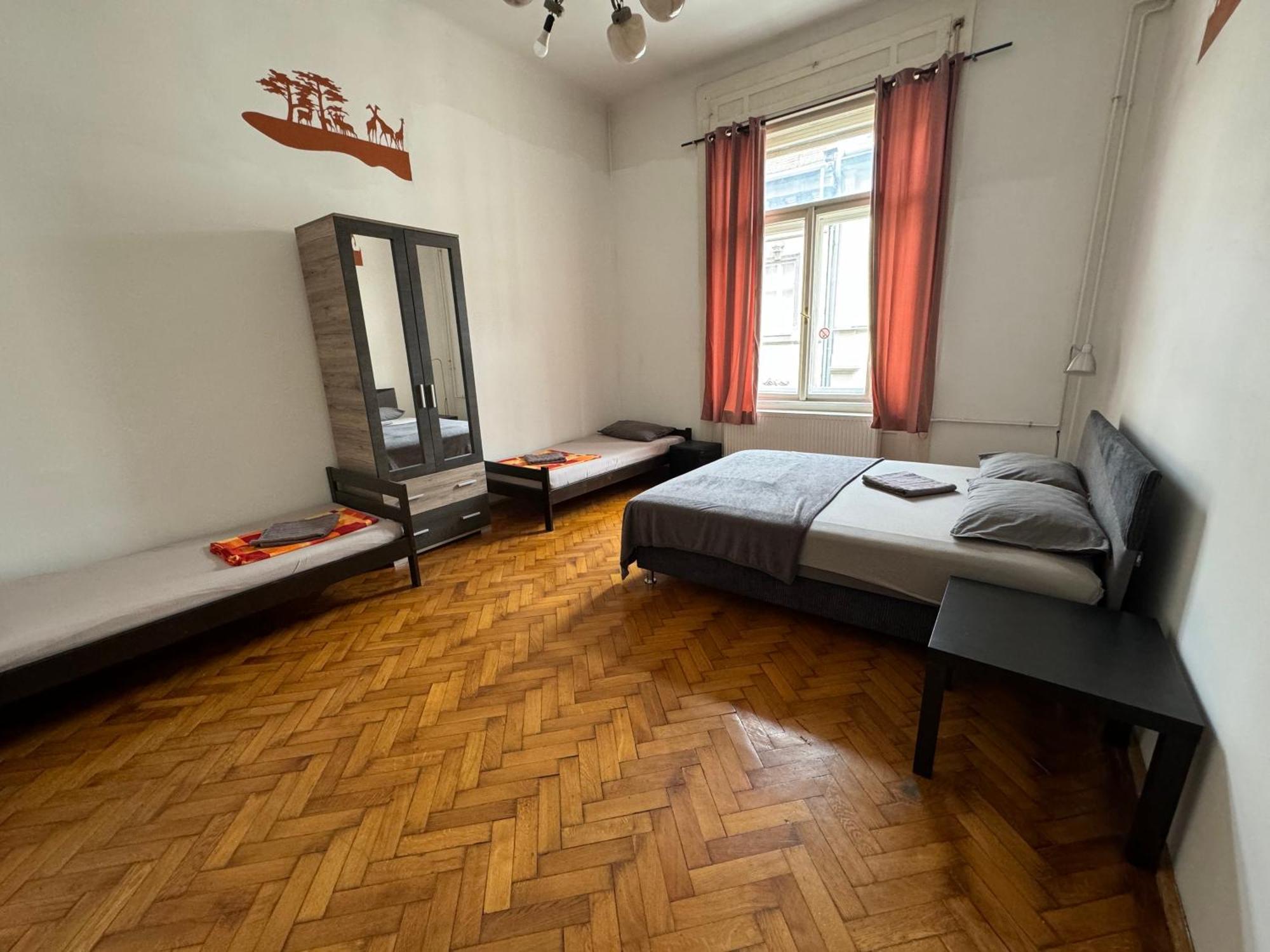 Boomerang Hostel Budapest Bagian luar foto