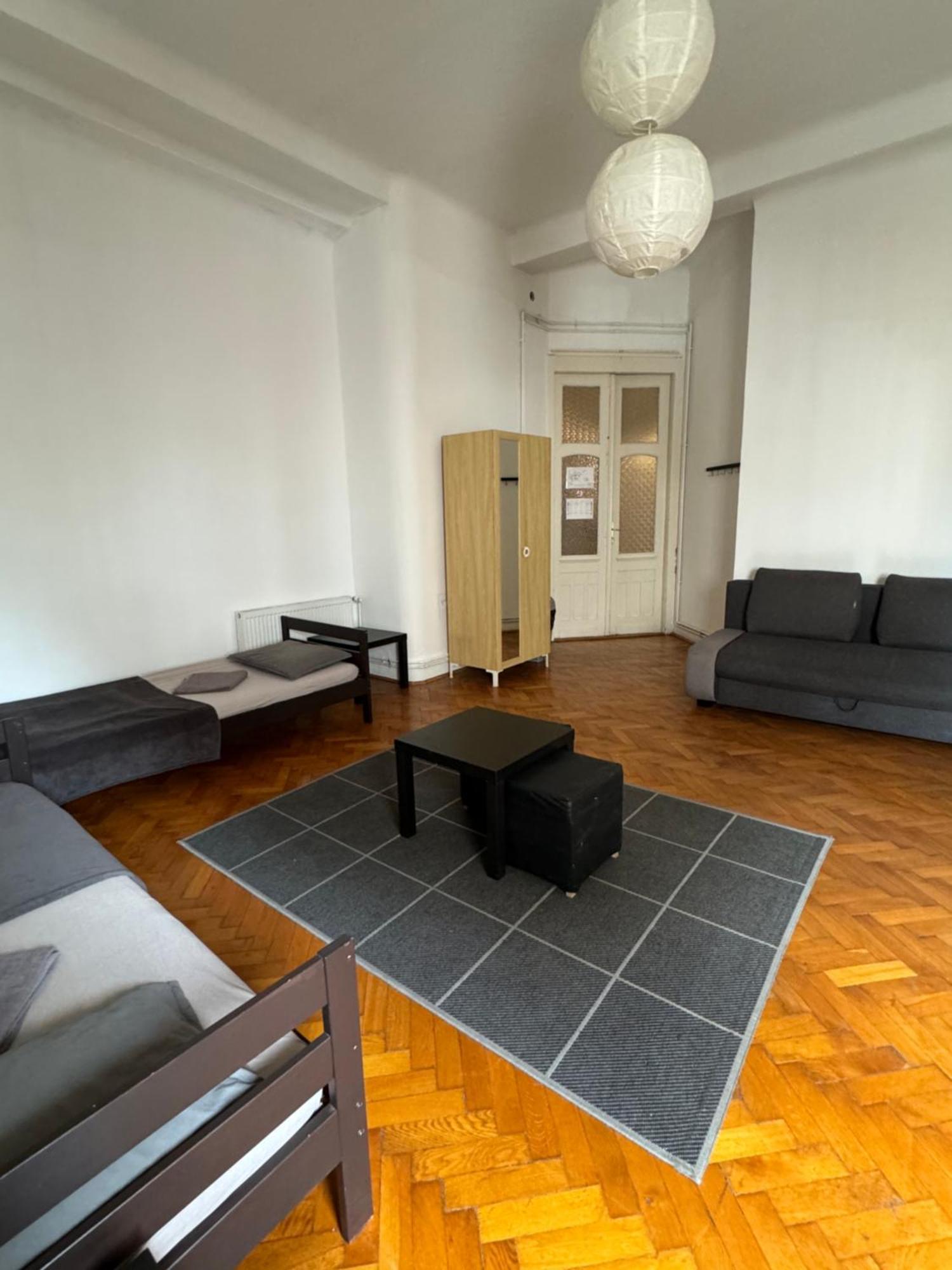 Boomerang Hostel Budapest Bagian luar foto