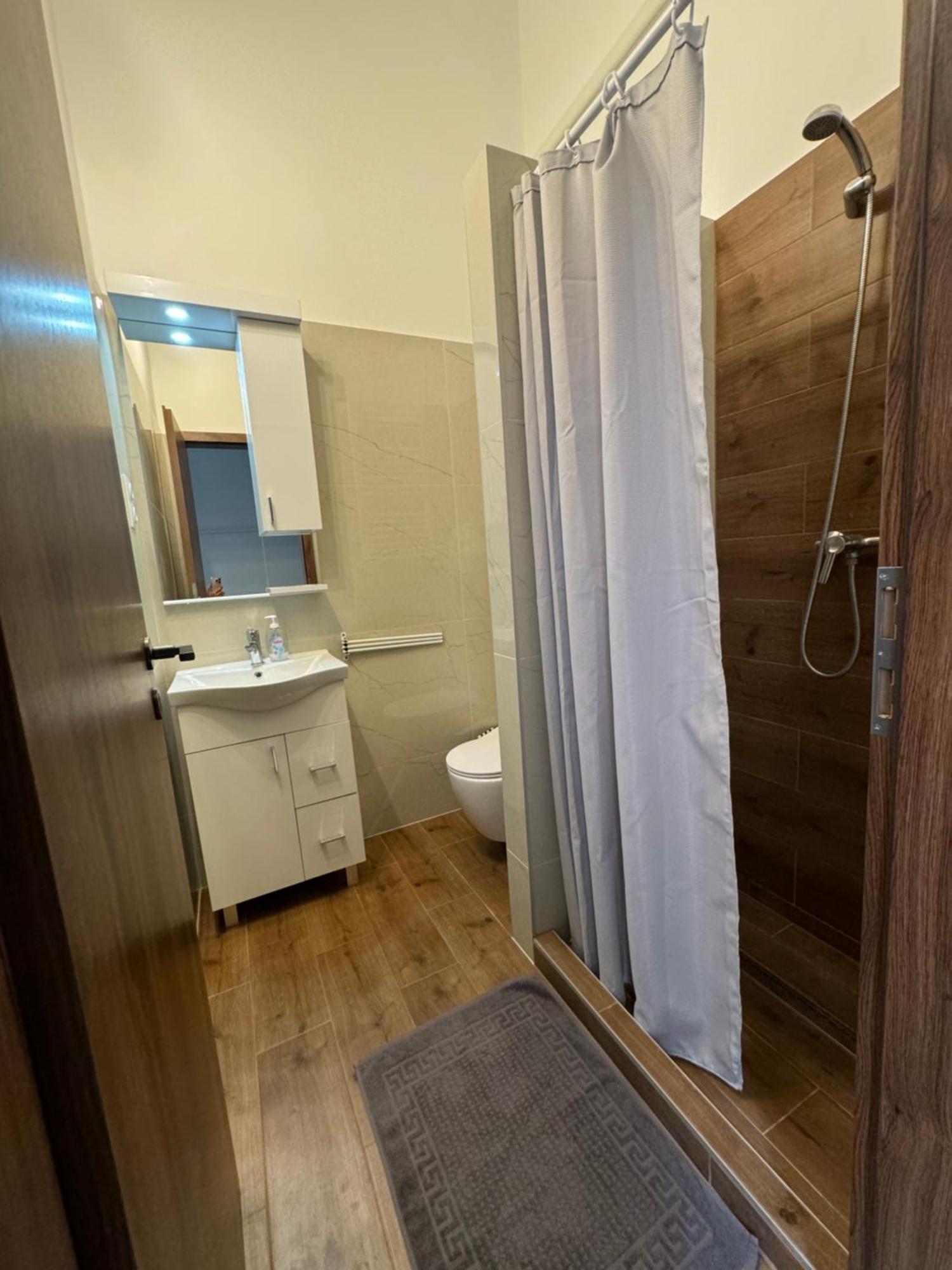 Boomerang Hostel Budapest Bagian luar foto
